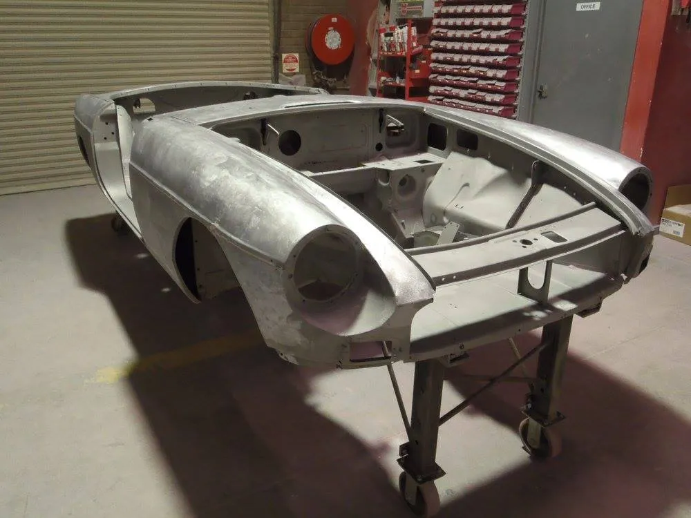 MGB MK II Roadster image 2